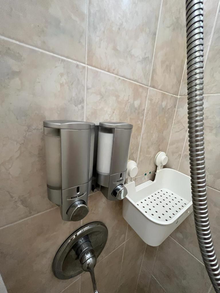 Apartamento Breezy 1 Bed Apt, Short Ride From Airport And *