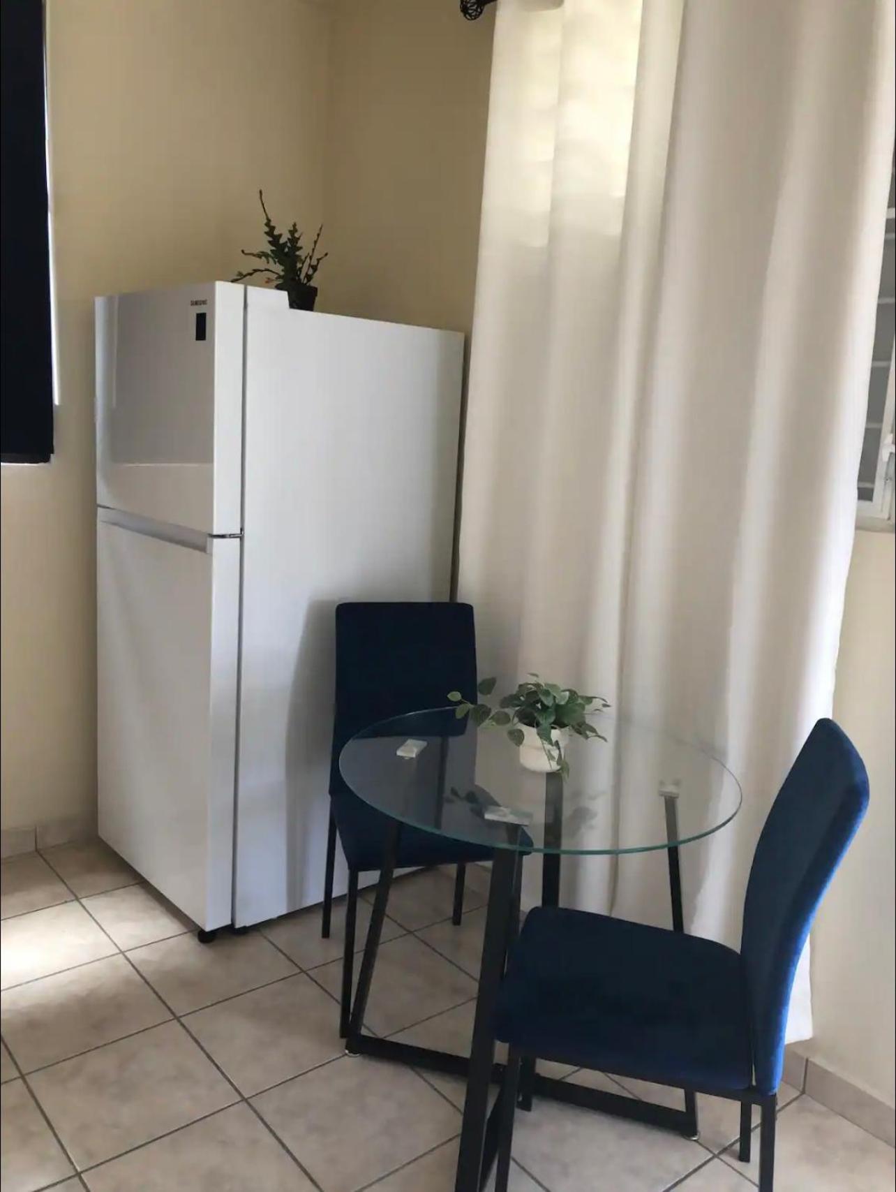 Apartamento Breezy 1 Bed Apt, Short Ride From Airport And